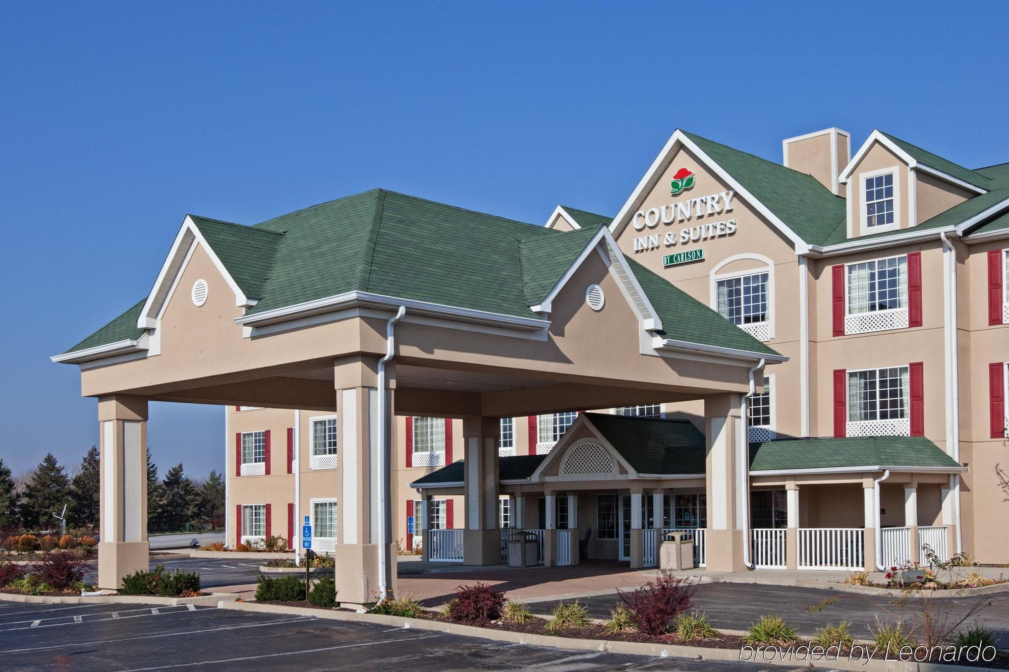 Best Western Fort Wayne Inn & Suites North Exterior photo