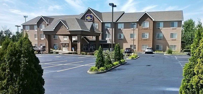 Best Western Fort Wayne Inn & Suites North Exterior photo